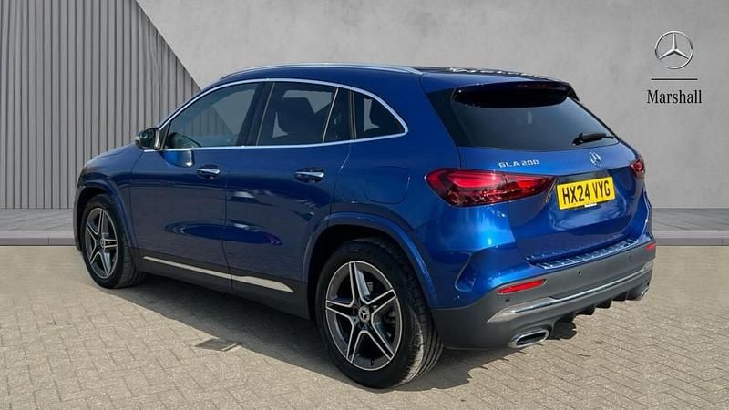 Used Mercedes GLA200 Executive 163 HP (119 kW) 2024 Spectral blue metallic SUV