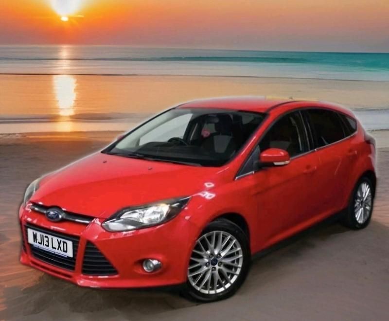 Used Ford Focus Zetec 2012 Red Hatchback