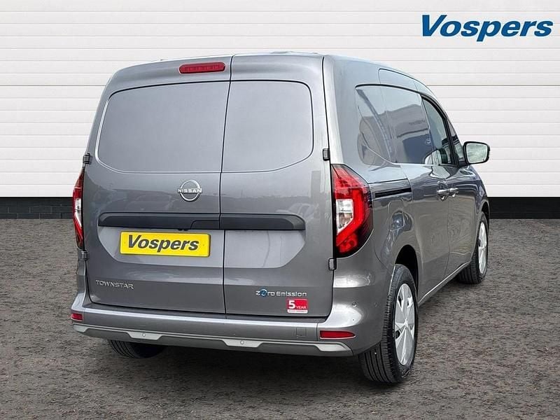Used Nissan Townstar Tekna 89 kW (122 HP) 2024 Grey Van