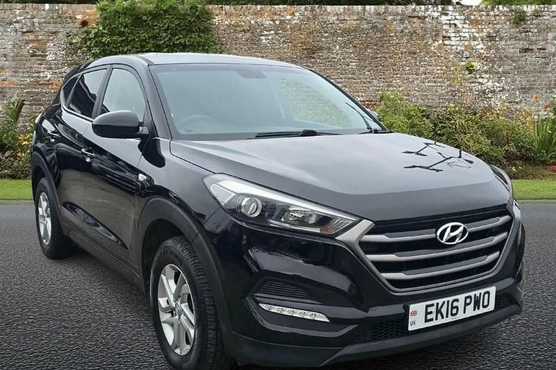 Used Hyundai Tucson 132 HP (97 kW) 2016 Black SUV