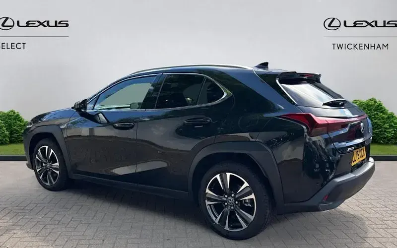 Used Lexus UX 199 HP (146 kW) 2026 SUV