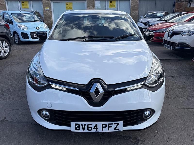 Used Renault Clio IV Dynamique 2014 White Hatchback