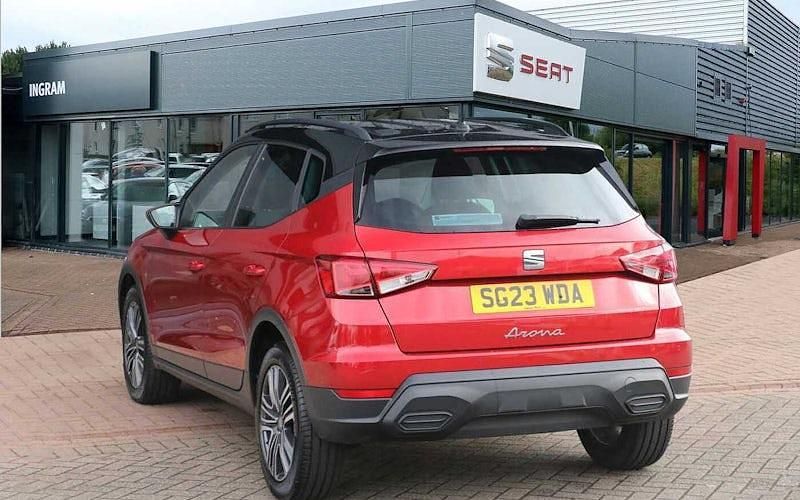 Used Seat Arona SE 95 HP (69 kW) 2022 Red SUV