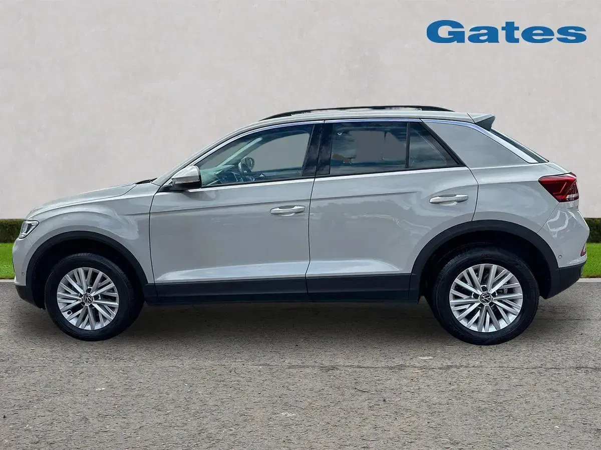 Used VW T-Roc Life 150 HP (110 kW) 2024 Grey SUV