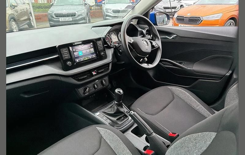 Used Skoda Fabia Comfort 94 HP (69 kW) 2022 Blue Hatchback