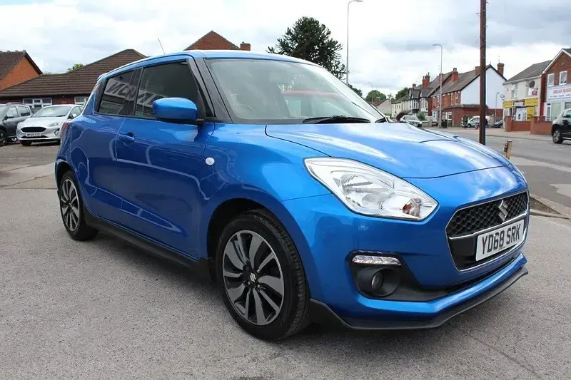 Used Suzuki Swift 90 HP (66 kW) 2019 Blue Hatchback