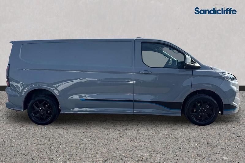 Usado Ford Transit Custom Sport 170 HP (125 kW) 2025 Cinzento Van