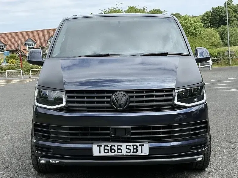 Used VW Shuttle S 2018 Blue MPV