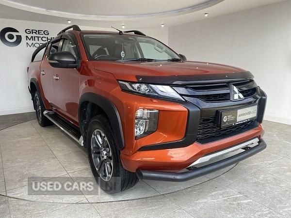 Used Mitsubishi L200 2021 Orange Pickup