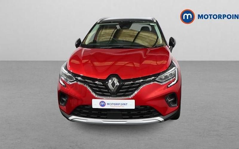 Used Renault Captur Techno 143 HP (105 kW) 2024 Red/black SUV