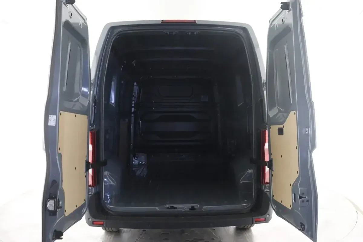 Novo Renault Master 2026 Cinzento Monovolume
