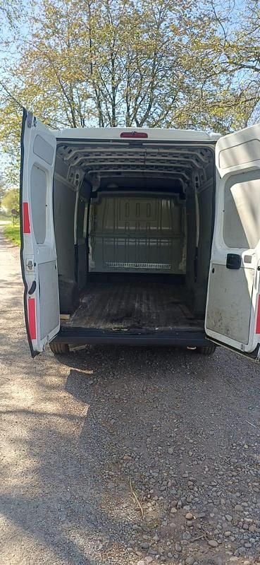 Usado Peugeot Boxer S 140 CV (102 kW) 2021 Blanco Van