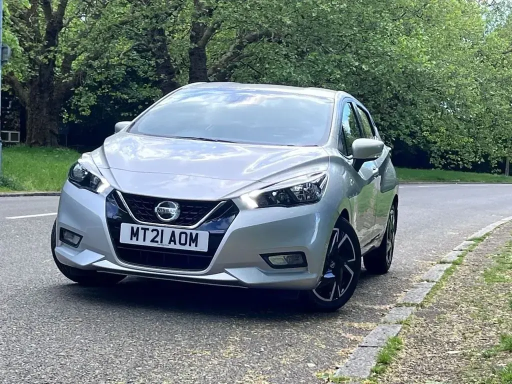 Second-hand Nissan Micra Acenta 92 CP (67 kW) 2021 Argintiu Hatchback