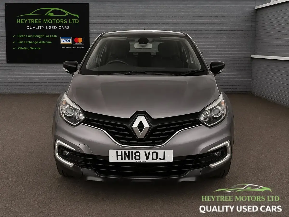 Used Renault Captur Dynamique 90 HP (66 kW) 2018 Grey SUV