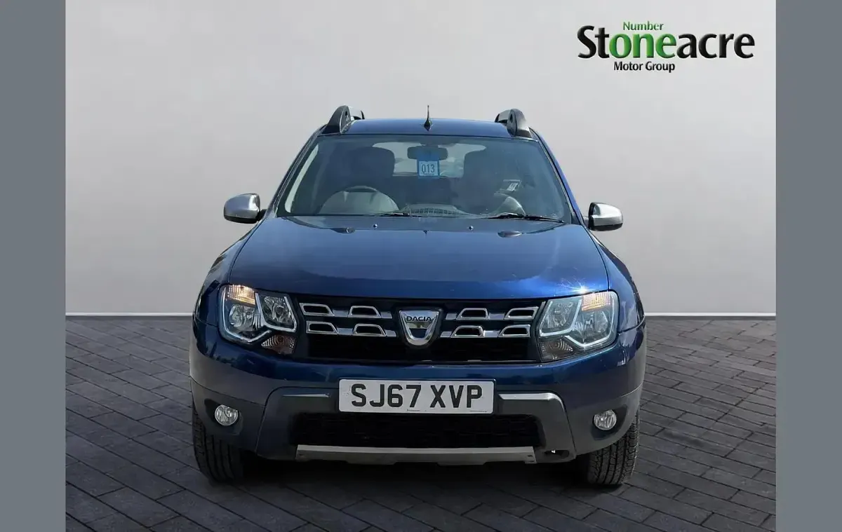 Used Dacia Duster Lauréate 123 HP (90 kW) 2018 Blue SUV