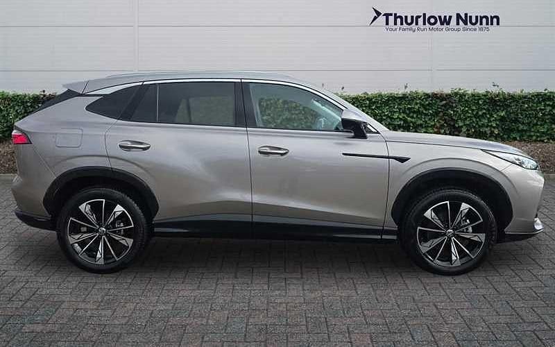 Used MG HS SE 170 HP (125 kW) 2025 Silver SUV