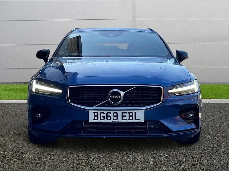 Used Volvo V60 R-Design 190 HP (139 kW) 2019 Blue Estate