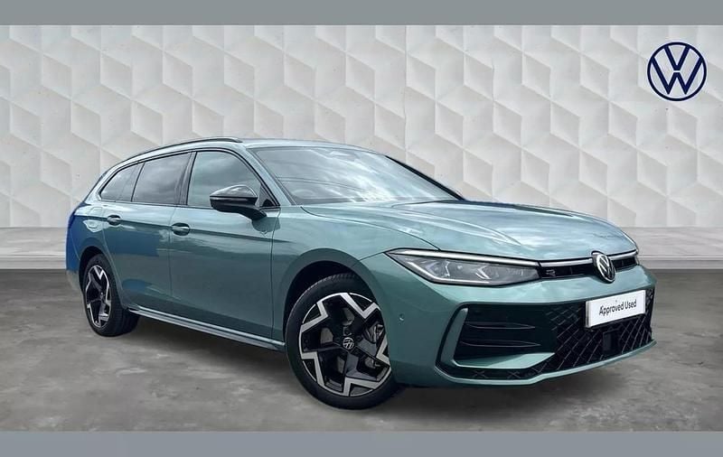 Green Used 2025 VW Passat R-line Estate | £36,456 - Image 1/4