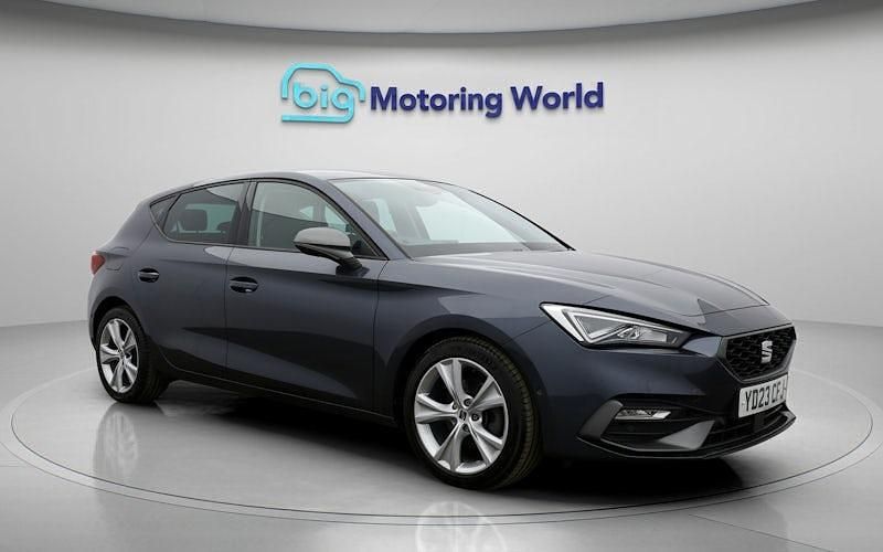 Used Seat Leon FR 131 HP (96 kW) 2023 Grey Hatchback