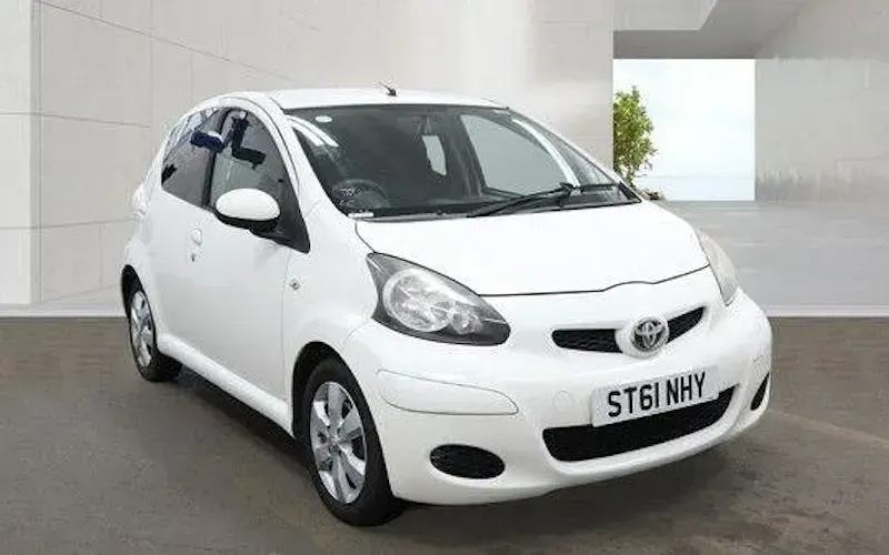 Used Toyota Aygo 68 HP (50 kW) 2011 Hatchback