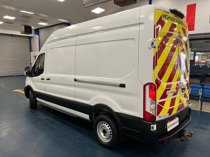 Used Ford Transit 130 HP (95 kW) 2020 White Van