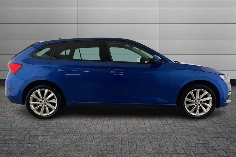 Used Skoda Scala SE L 110 HP (80 kW) 2022 Race blue Hatchback