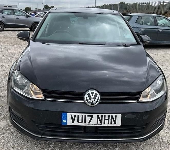 Deep black pearl Used 2017 VW Golf VII GT Hatchback | £9,470 (Fair price) - Image 1/4