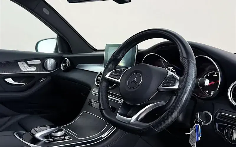 Used Mercedes GLC220 AMG 170 HP (125 kW) 2019 Black SUV