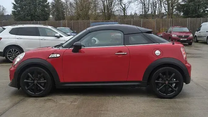 Used Mini Cooper S Coupé 2015 Red Coupe