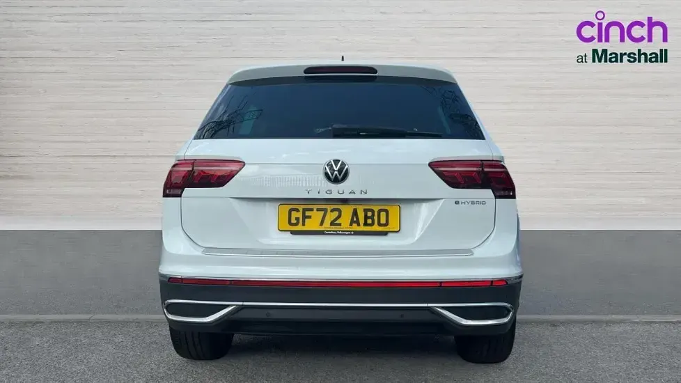 Used VW Tiguan Elegance 245 HP (180 kW) 2022 Pure white SUV