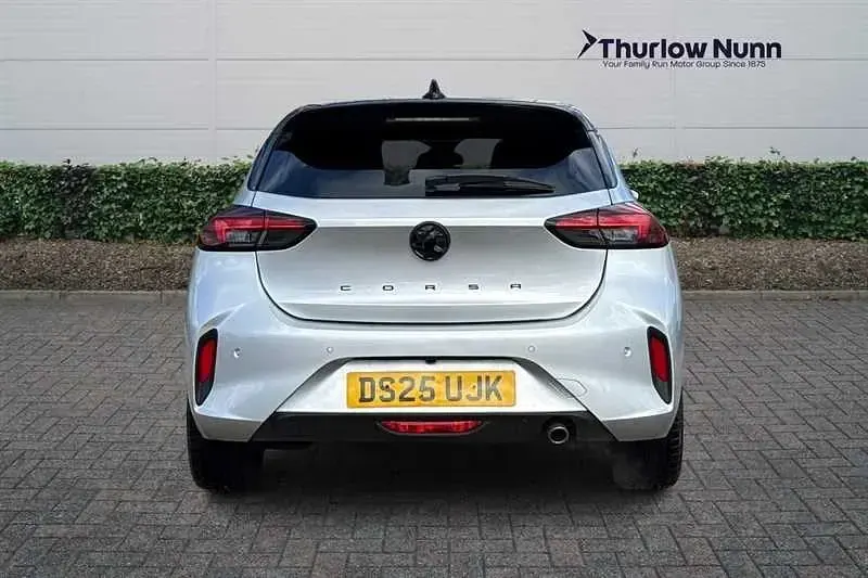 Second-hand Vauxhall Corsa Ultimate 100 CP (73 kW) 2025 Gri Hatchback