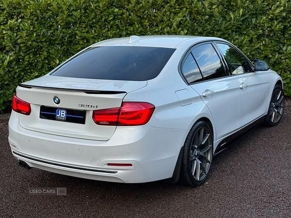 Used BMW 320 Sport Line 2018 White Sedan