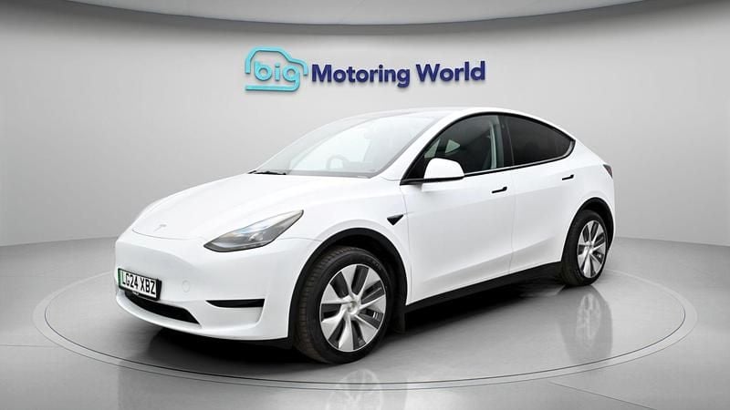 Used Tesla Model Y RWD 219 kW (299 HP) 2024 White SUV