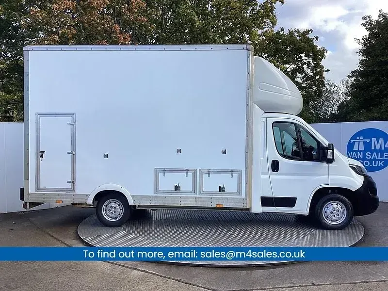 Usado Peugeot Boxer 160 CV (117 kW) 2021 Blanco Van