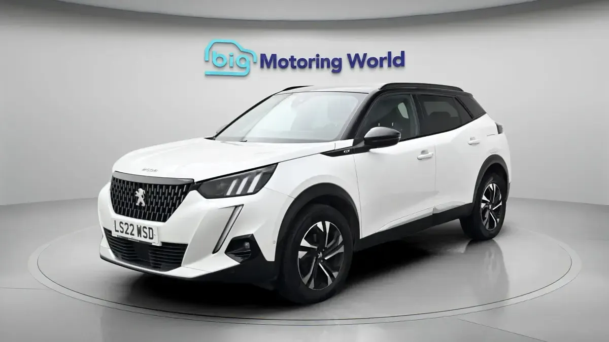 Second-hand Peugeot 2008 GT 2022 Alb SUV