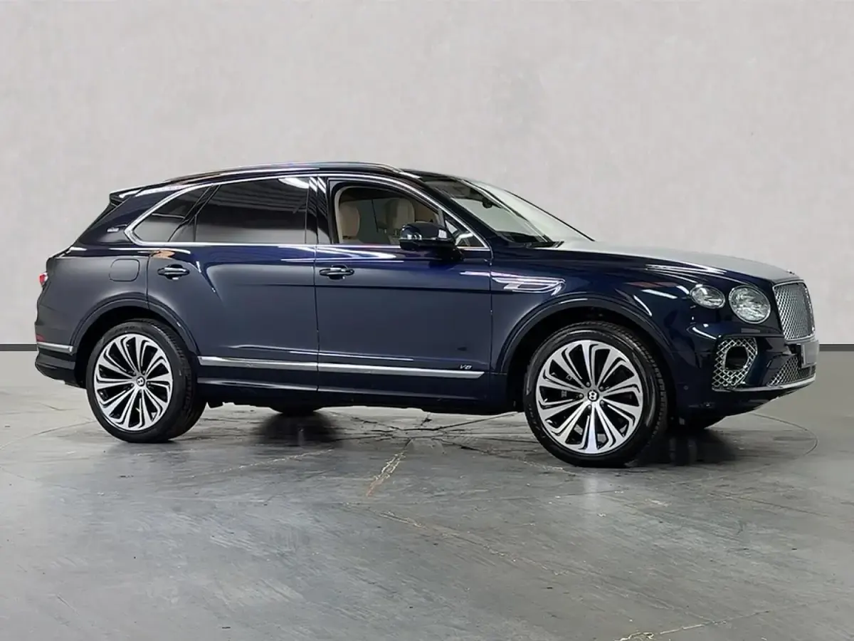 Used Bentley Bentayga 2021 Blue SUV