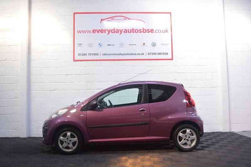 Used Peugeot 107 Allure 68 HP (50 kW) 2012 Purple Hatchback