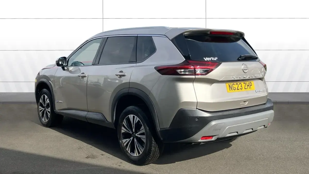 Used Nissan X-Trail N-Connecta 213 HP (156 kW) 2023 Silver SUV