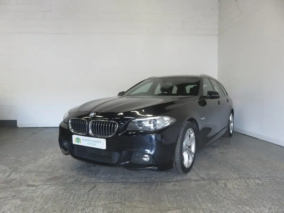 Used BMW 520 M Sport 190 HP (139 kW) 2016 Black Estate