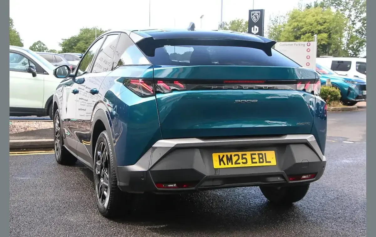 Used Peugeot 3008 GTi 134 HP (98 kW) 2025 Blue SUV