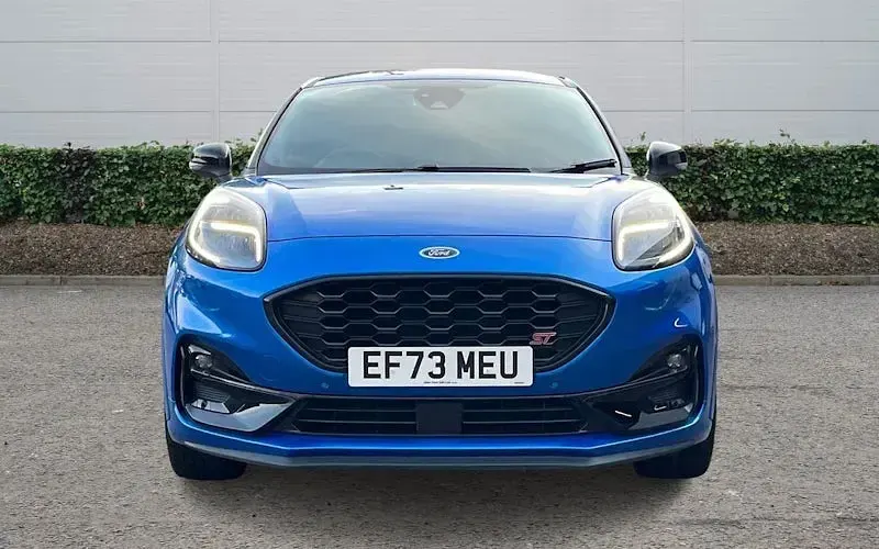 Käytetty Ford Puma ST 170 HP (125 kW) 2023 Sininen Katumaasturi