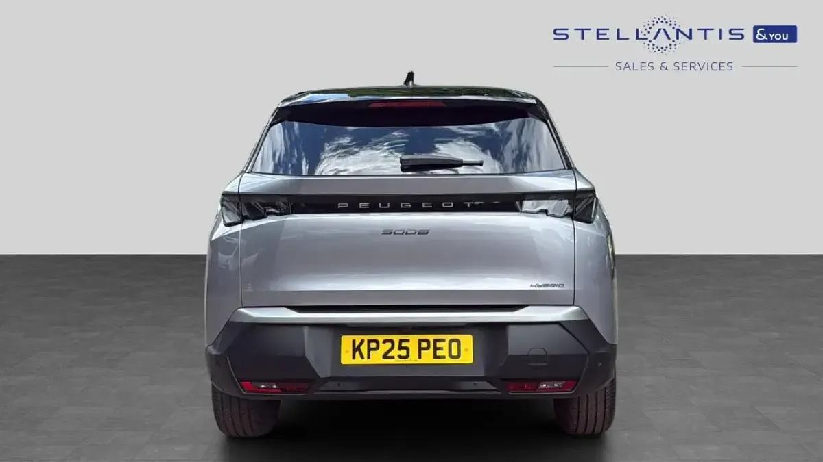 Used Peugeot 5008 GT 134 HP (98 kW) 2025 Grey SUV