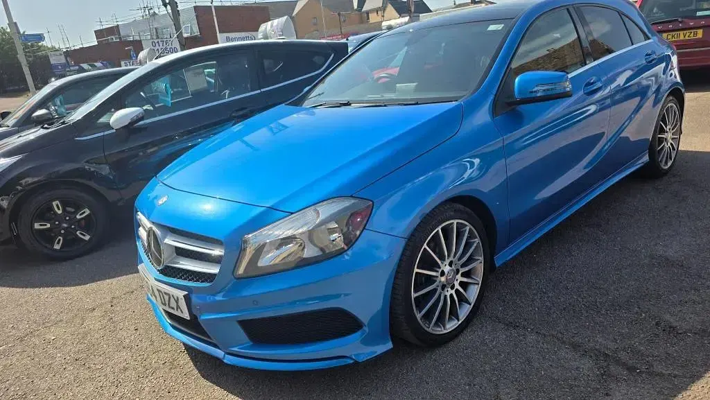 Used Mercedes A200 AMG 2014 Blue Hatchback