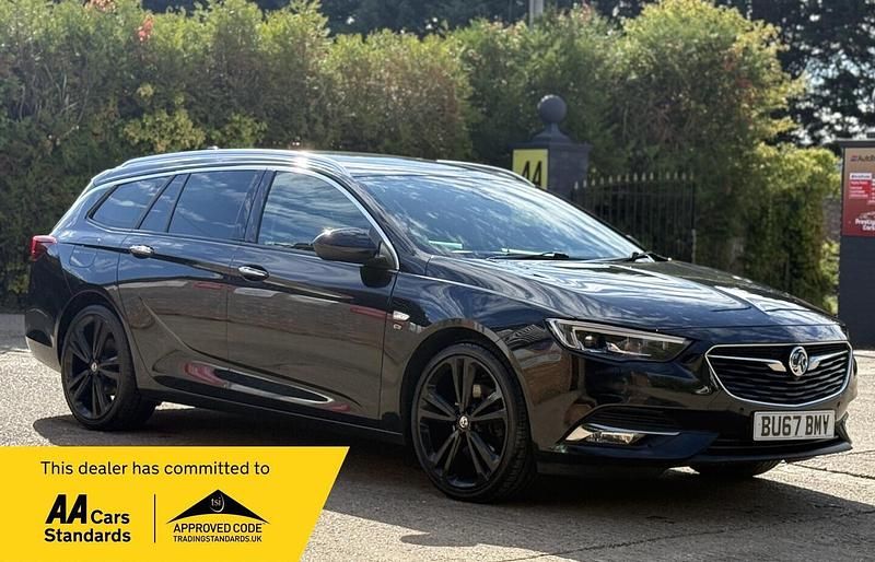 Black Used 2017 Vauxhall Insignia Elite Estate | £7,490 (Fair price) - Image 1/2