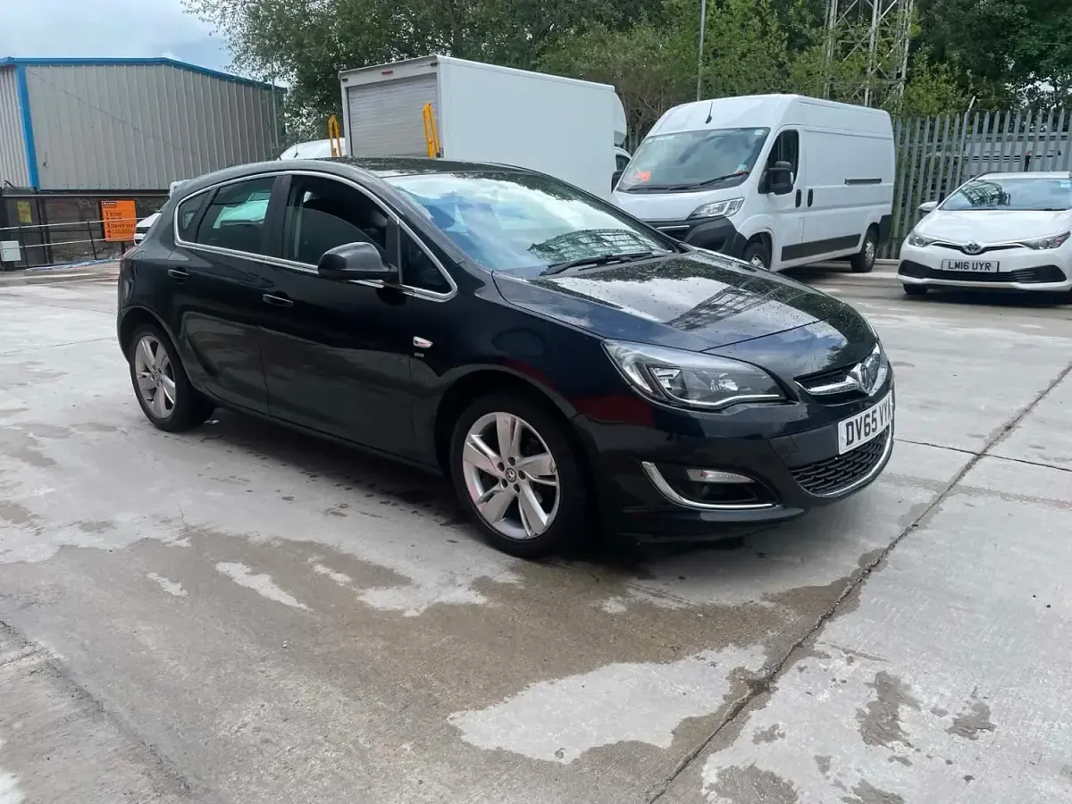 Used Vauxhall Astra SRi 2015 Black Hatchback