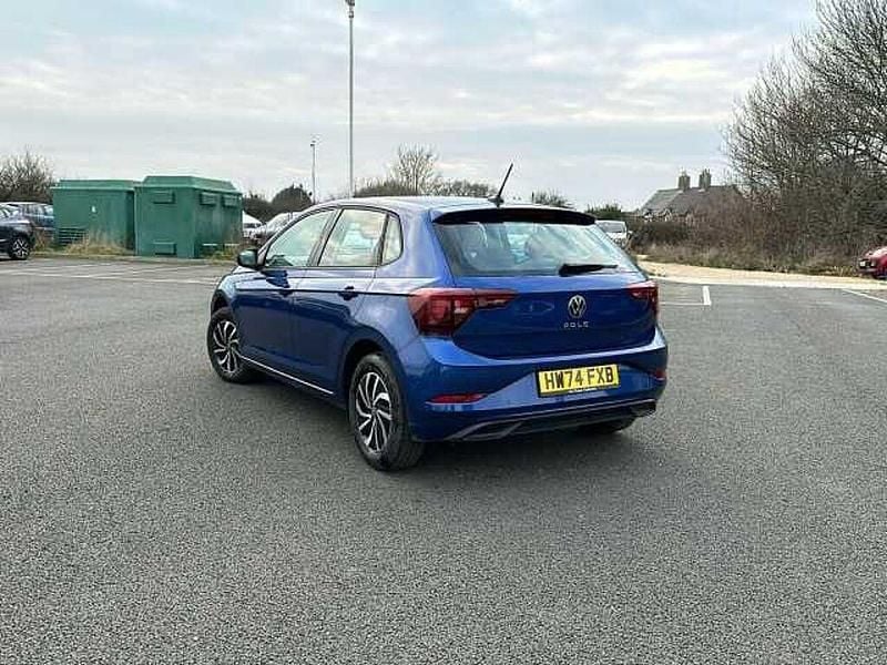 Used VW Polo Life 95 HP (69 kW) 2024 Hatchback