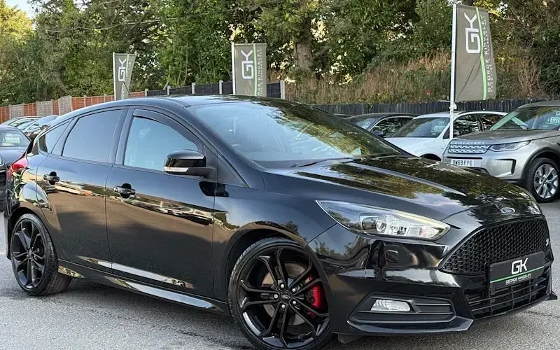 Used Ford Focus ST 185 HP (136 kW) 2017 Hatchback