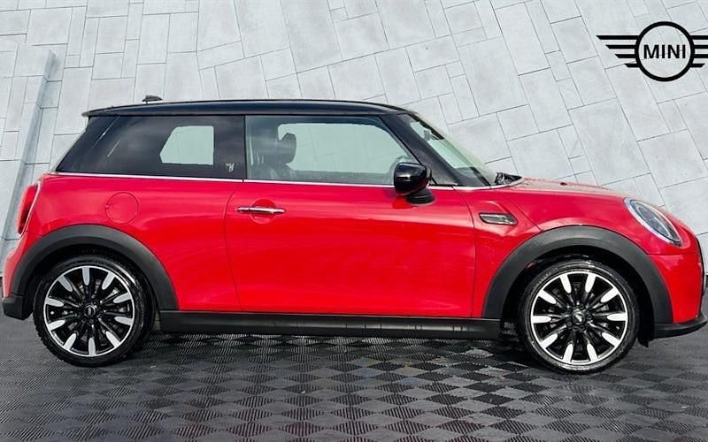Used Mini Cooper Exclusive 136 HP (100 kW) 2022 Red Hatchback