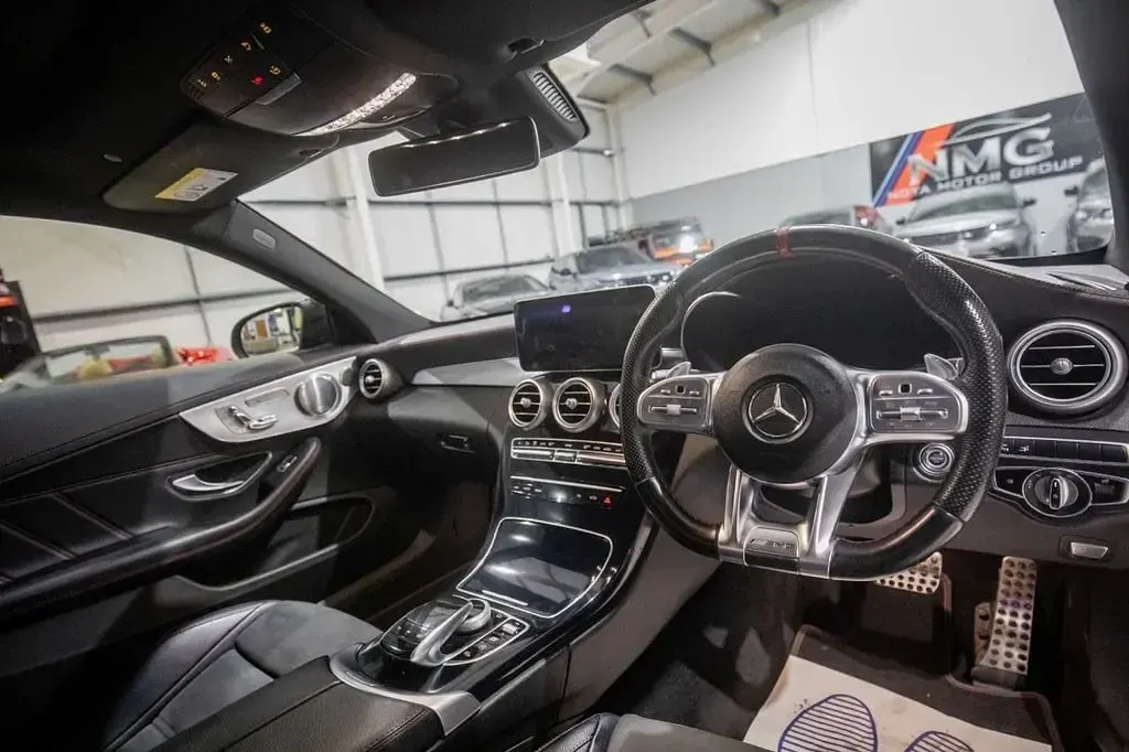 Usado Mercedes C43 AMG Premium Plus 2019 Cinzento Coupé