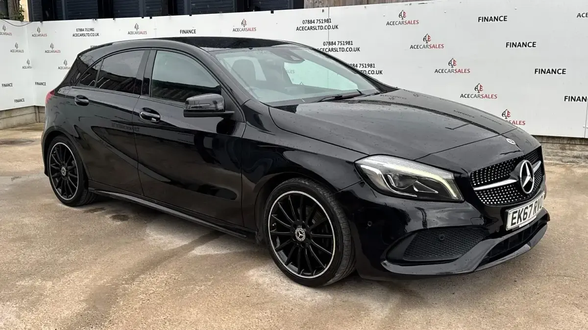 Used Mercedes A200 AMG Line Premium 136 HP (100 kW) 2017 Black Hatchback